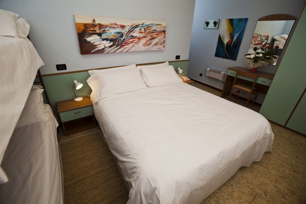 Hotel Martinelli Ronzo-Chienis Kültér fotó