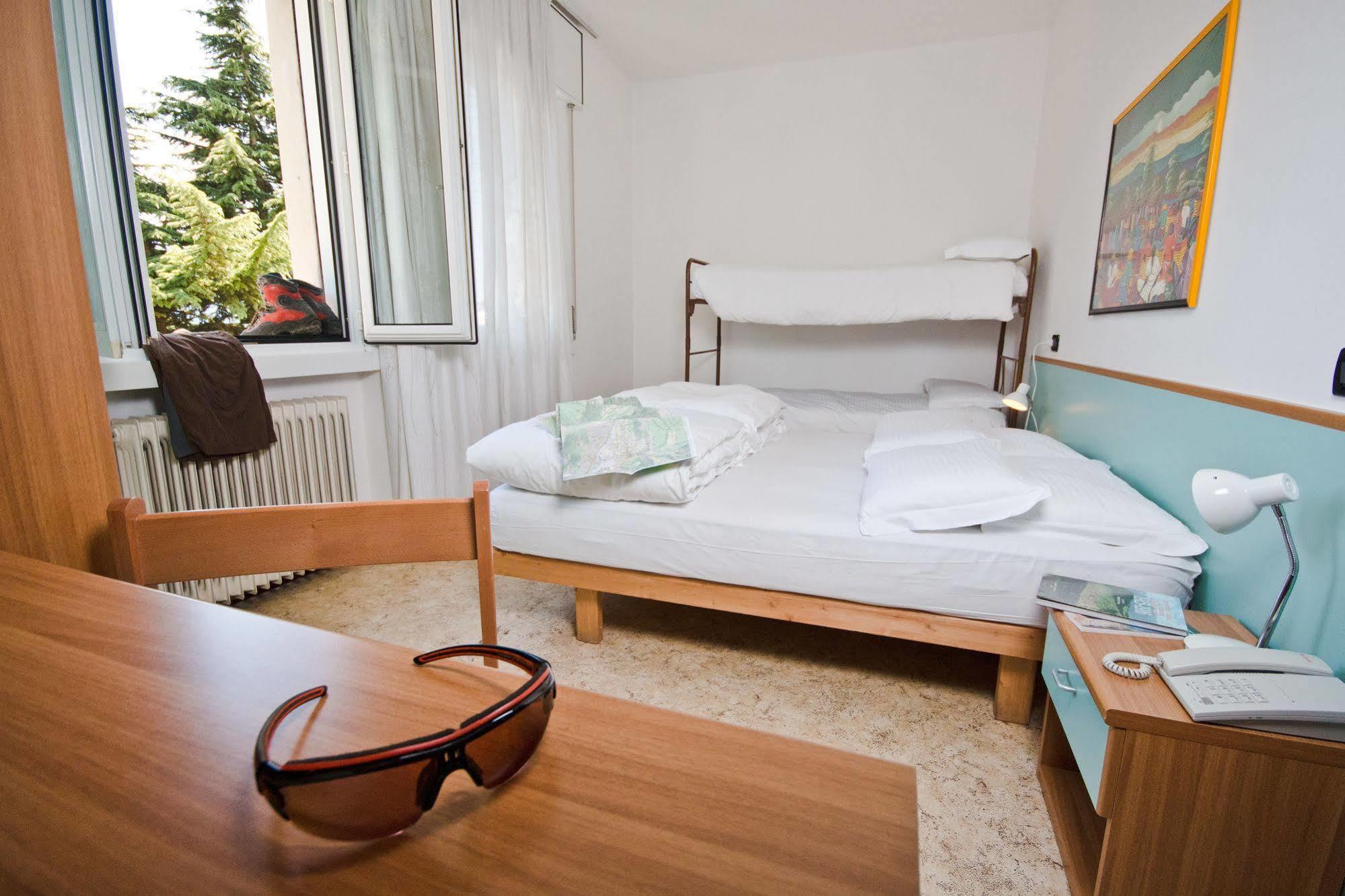 Hotel Martinelli Ronzo-Chienis Kültér fotó